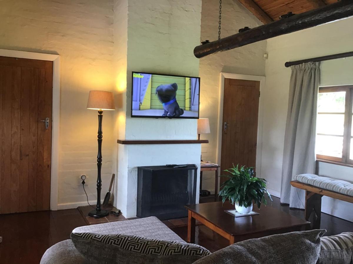 Heatherhill Farmhouse - Sea & Mountain Views Plettenberg Bay Esterno foto